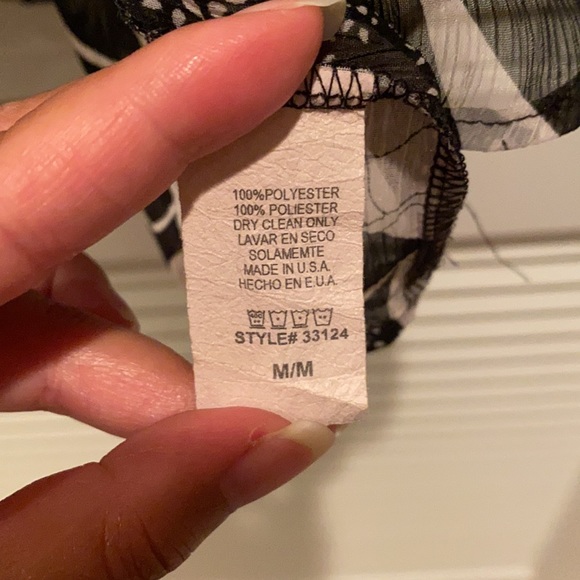 🌻Papaya- Black & White Mesh Babydoll Floral Top M - Picture 4 of 4